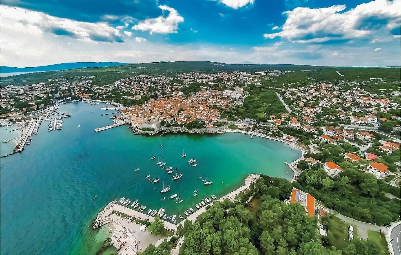 2 Bedroom Awesome Apartment In Krk Krk Town