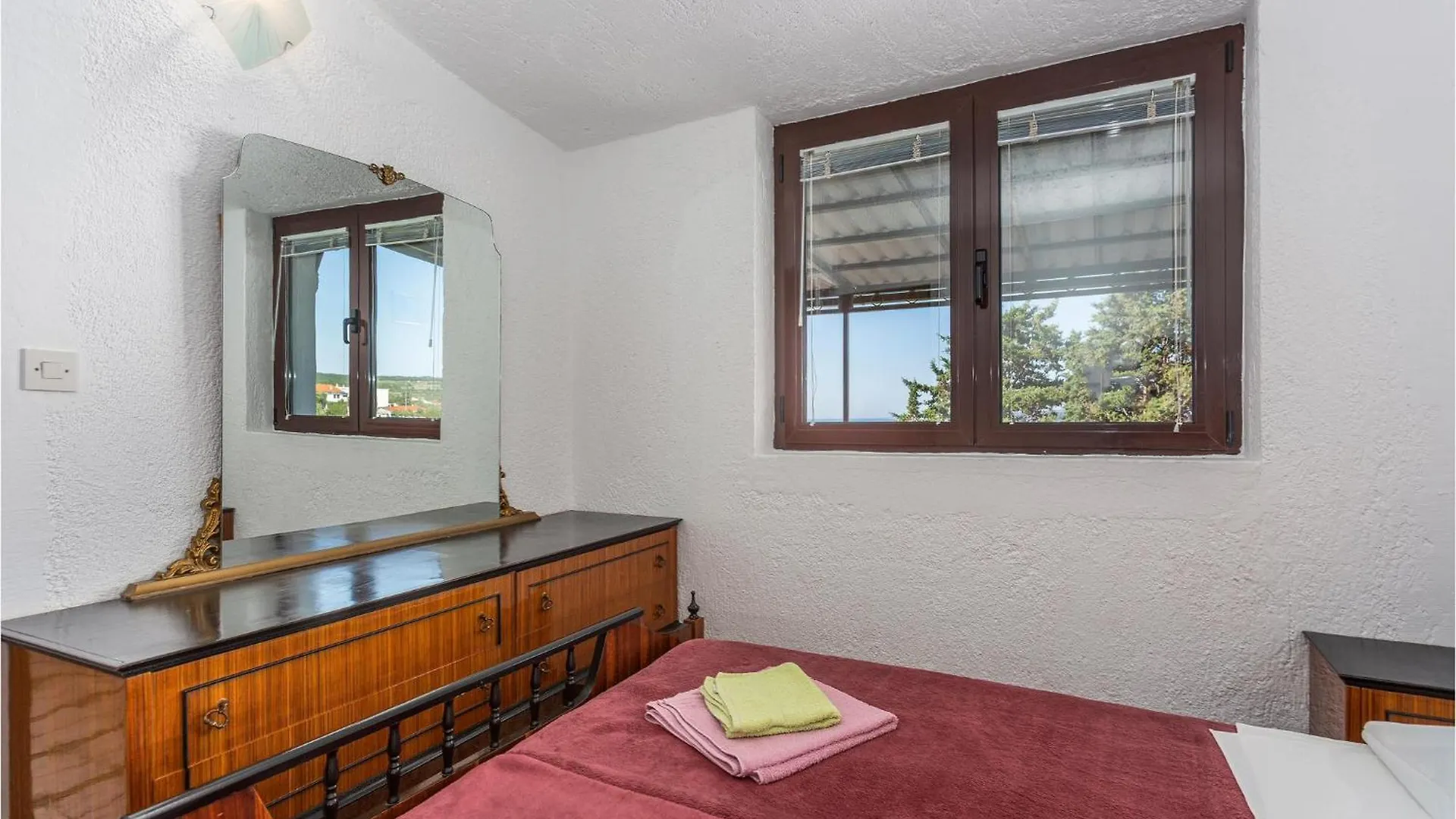 2 Bedroom Awesome Apartment In Krk Krk Town